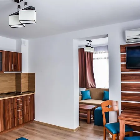 Stela Πανσιόν