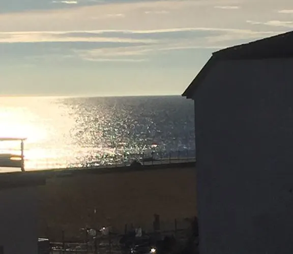 Къща за гости стела